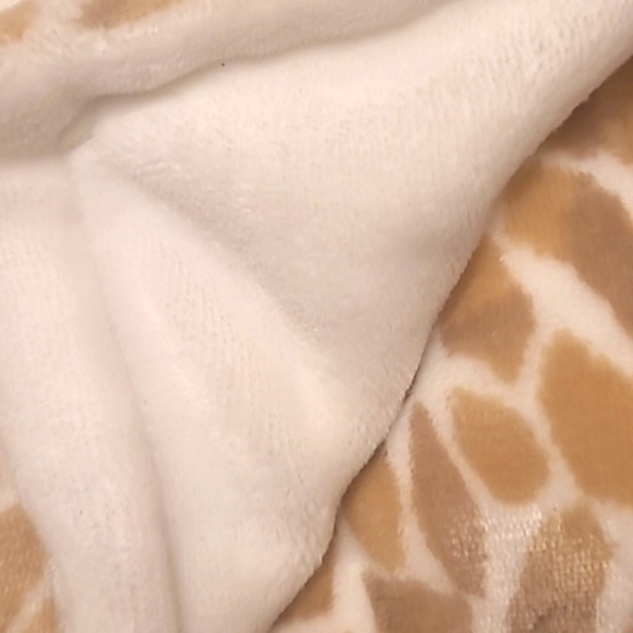 Rachel Zoe Baby Blanket Reversible Giraffe Animal Print RZ Baby Nursery Gift - Picture 8 of 17
